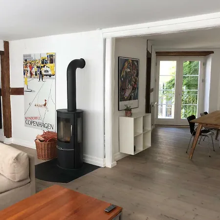 Apartment K10 *