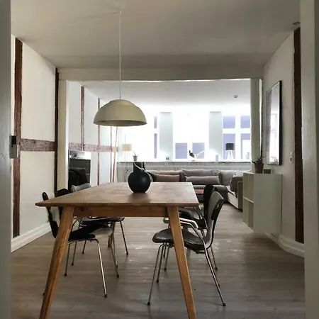 Apartment K10 *