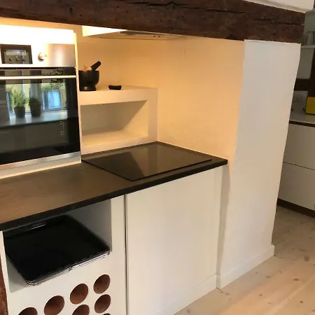 K10 Apartment *